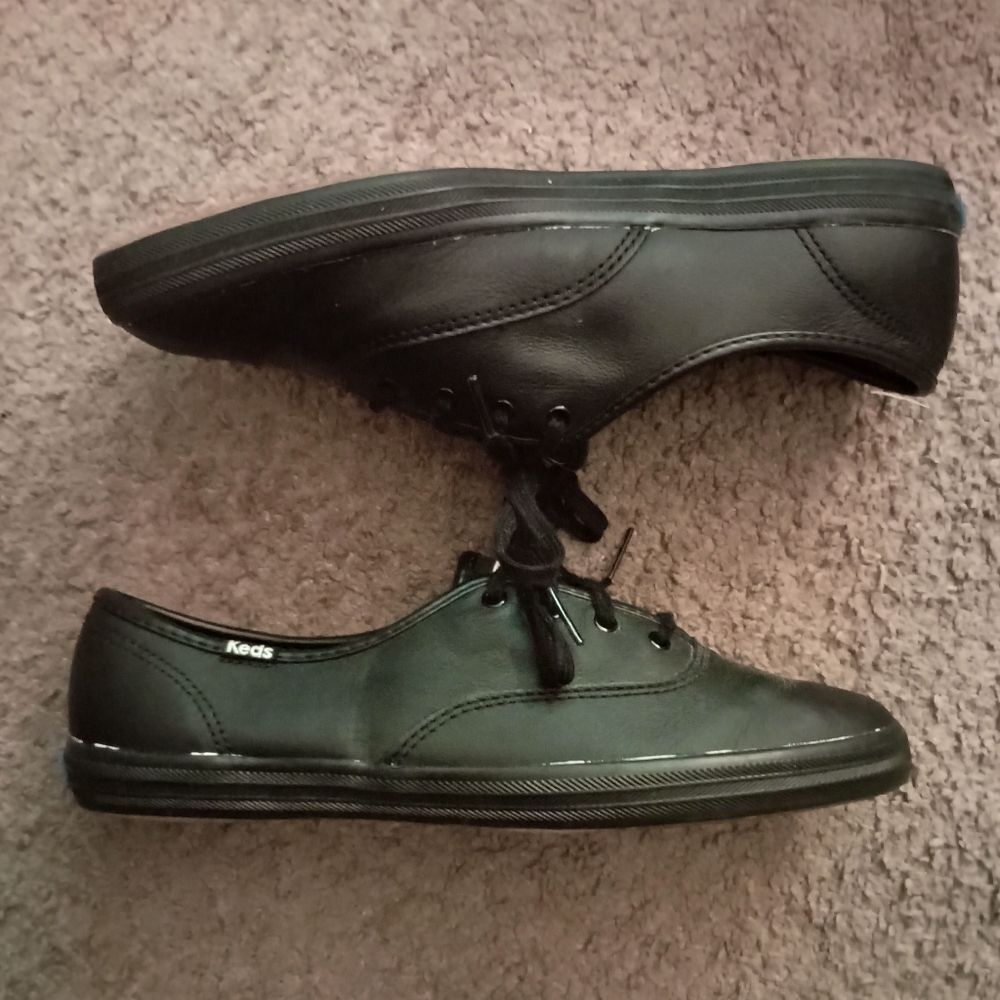 Keds Champion Leather Women's Sneakers Black Size 8 PRE-OWNED